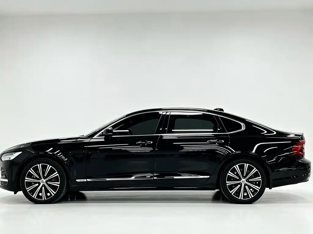 Volvo S90 — миниатюра 2