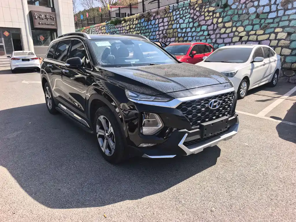 Hyundai Santa Fe 2019 380 TGDi GLS AT Luxury V