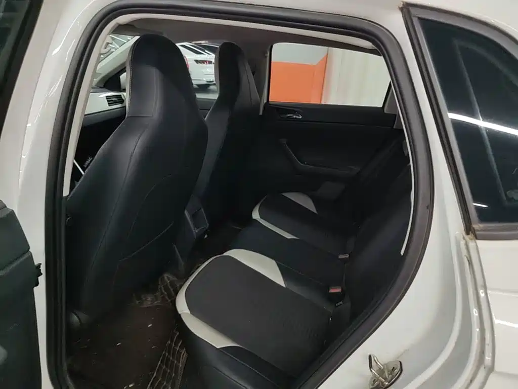 Volkswagen Polo — миниатюра 17