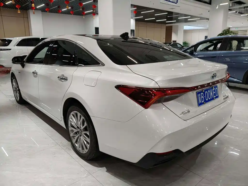 Toyota Avalon — миниатюра 4