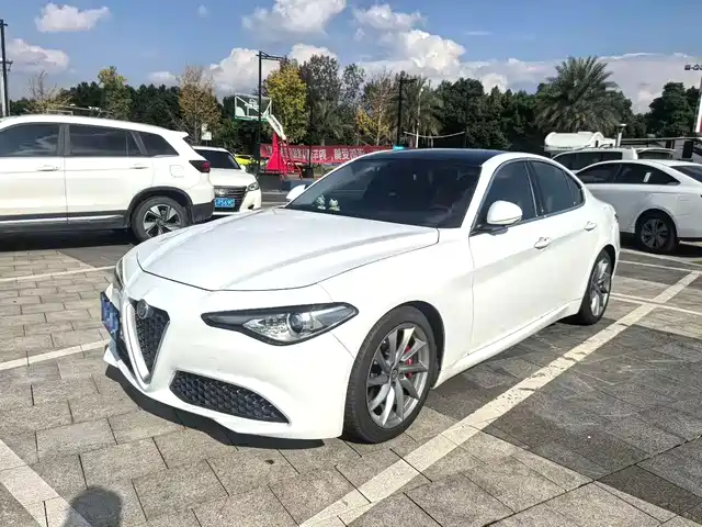 ALFA ROMEO GIULIA 2018