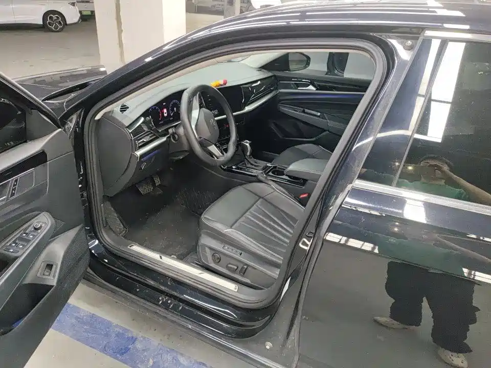 Volkswagen Passat — миниатюра 4