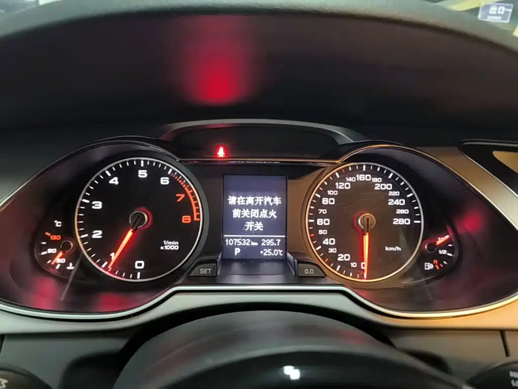 Audi A4L — миниатюра 12