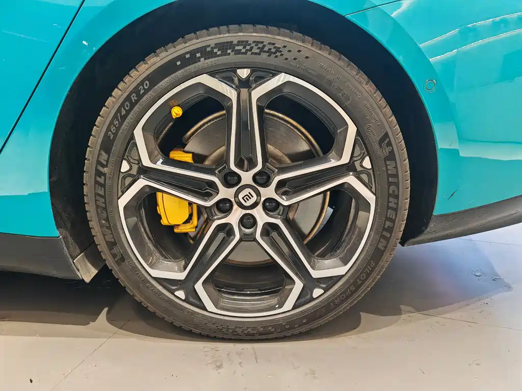 XIAOMI CAR XIAOMI SU7