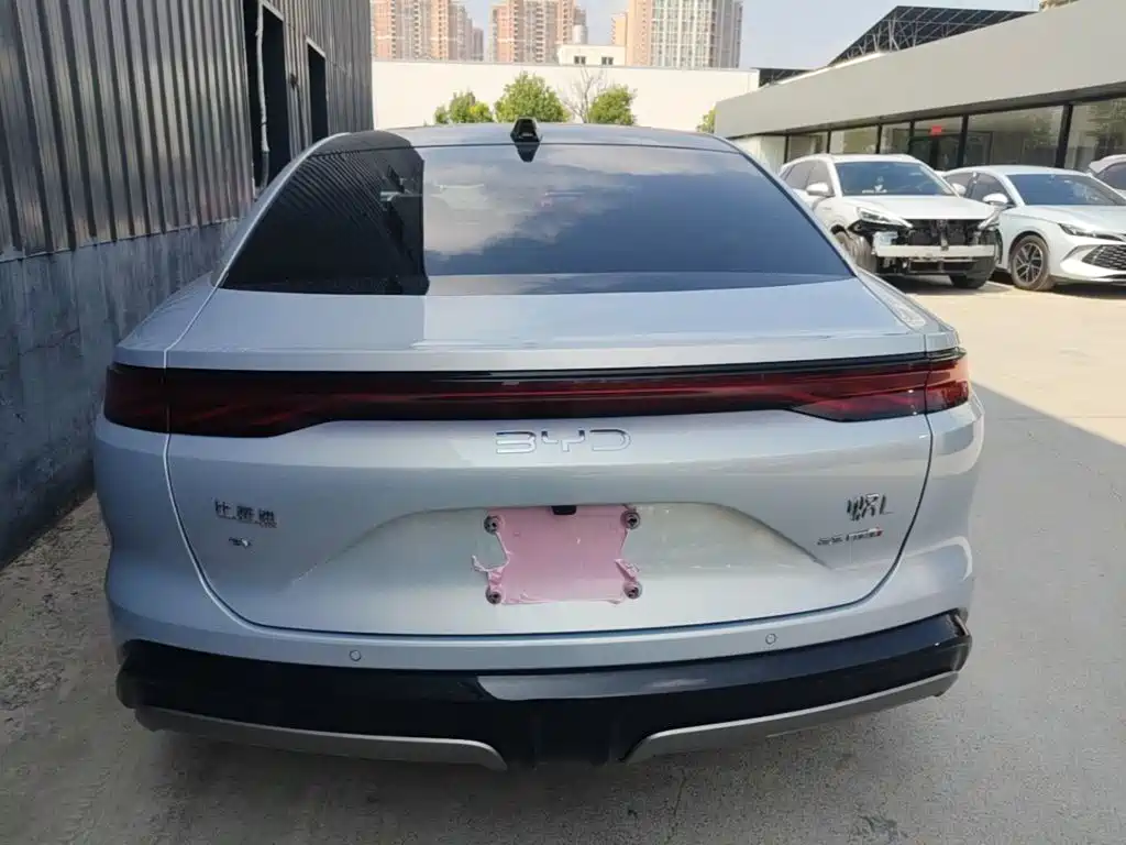 BYD Han L 2025 EV Flagship