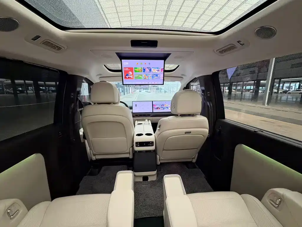 Li Auto Li MEGA — миниатюра 8
