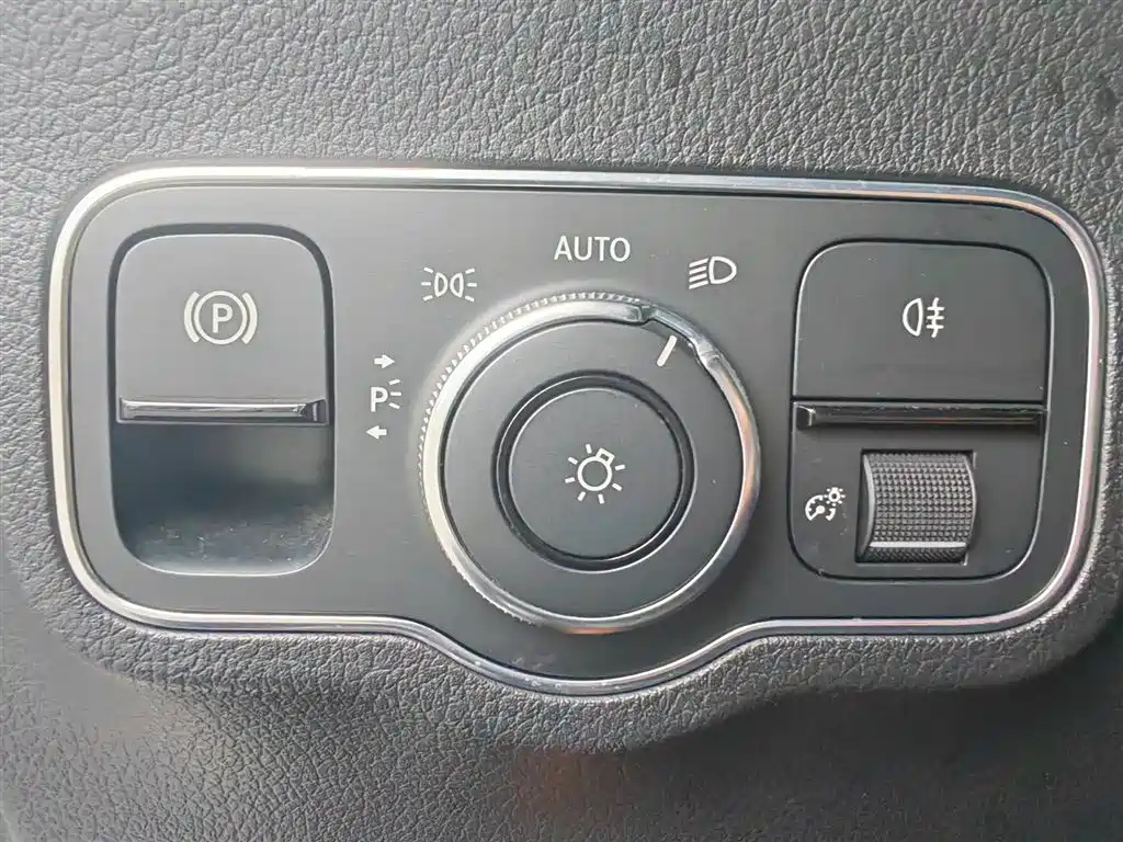 Mercedes-Benz GLB 2020 GLB 200 Fashion
