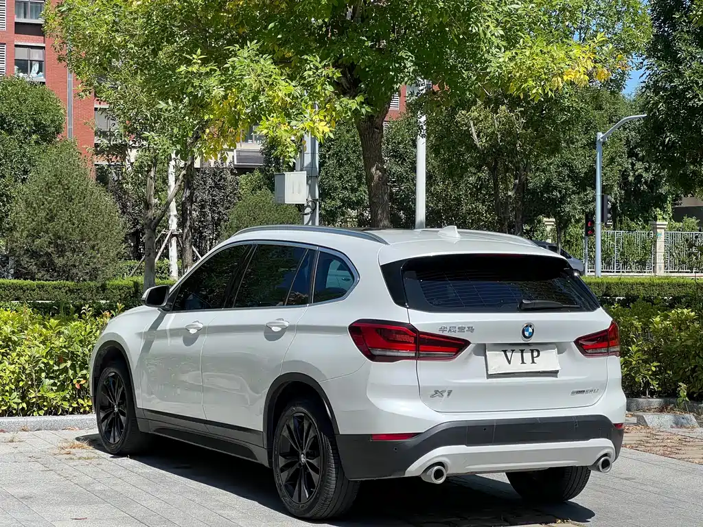 BMW X1 — миниатюра 6