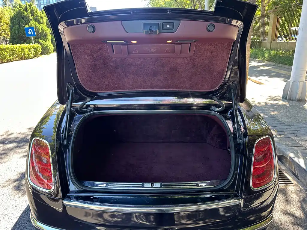 Bentley Mulsanne — миниатюра 14