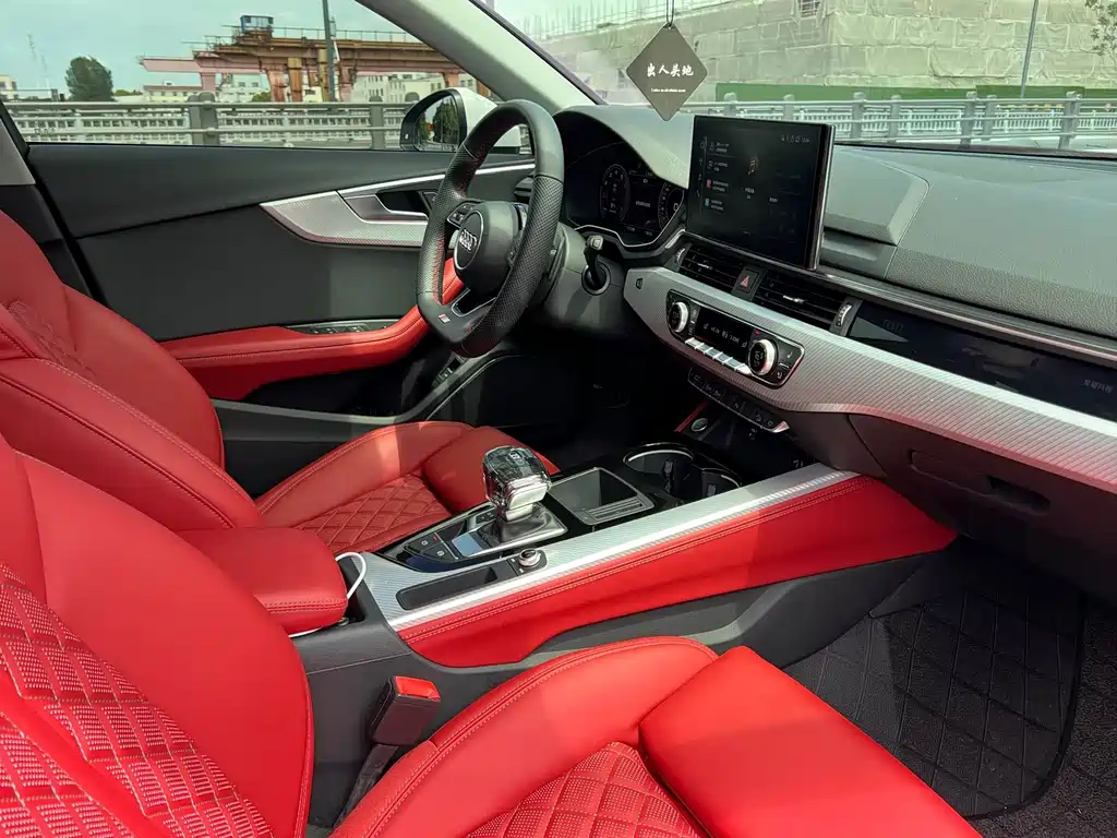 Audi A4L — миниатюра 4