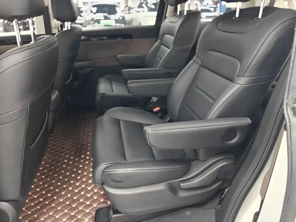 GAC Motor Trumpchi E8 PHEV — миниатюра 15