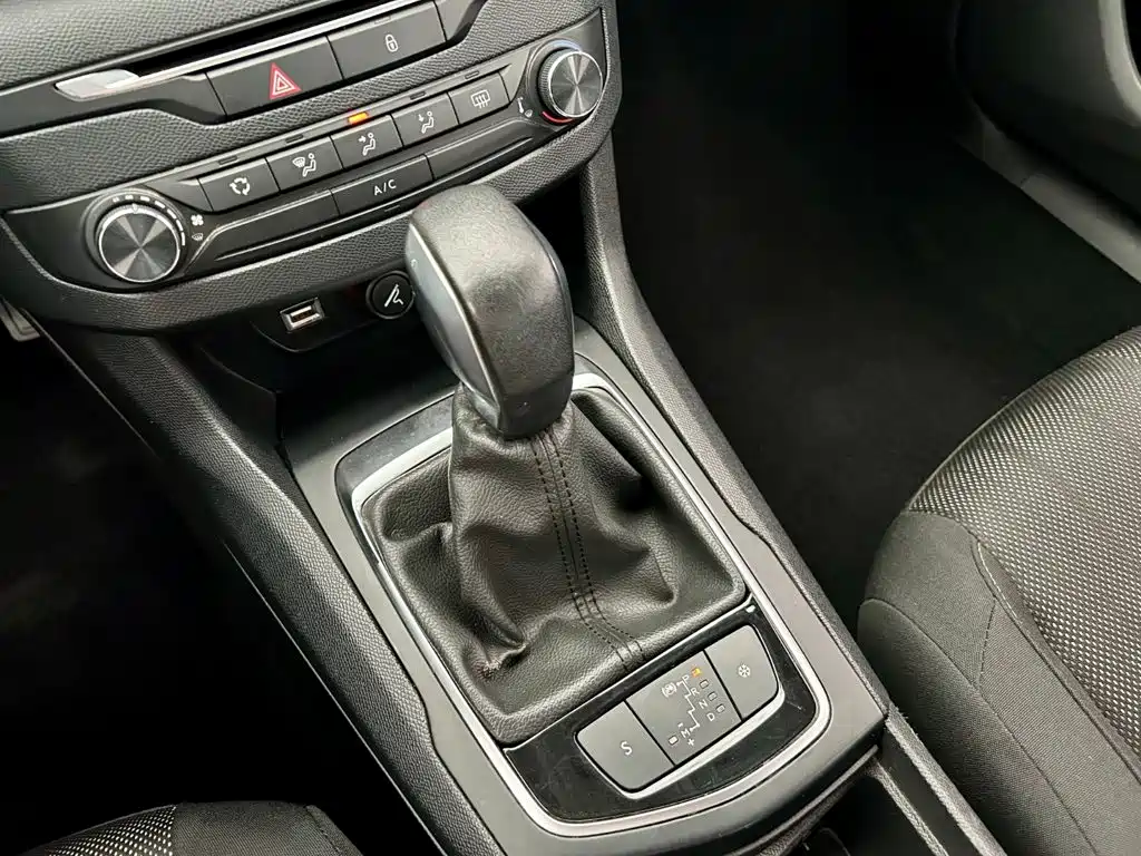 Peugeot 308S — миниатюра 10