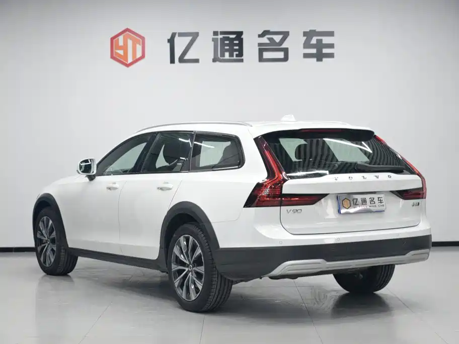 Volvo V90 — миниатюра 20