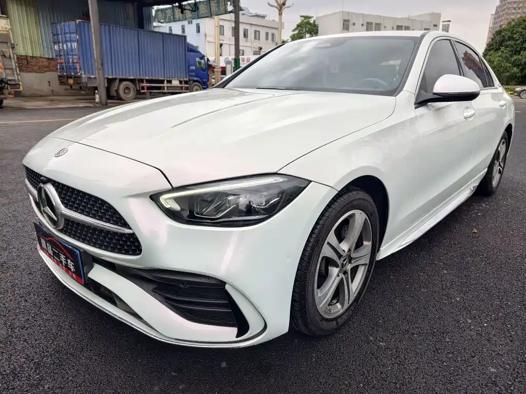 Mercedes-Benz C-Class 2022