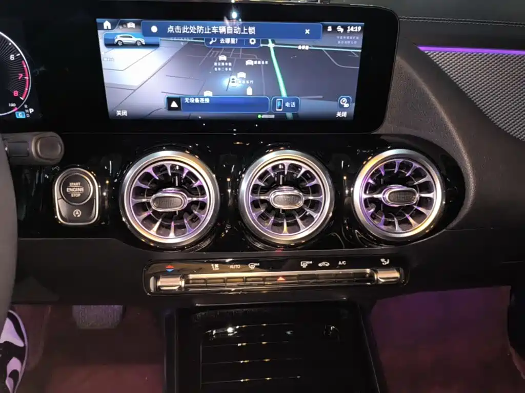 Mercedes-Benz GLA — миниатюра 13