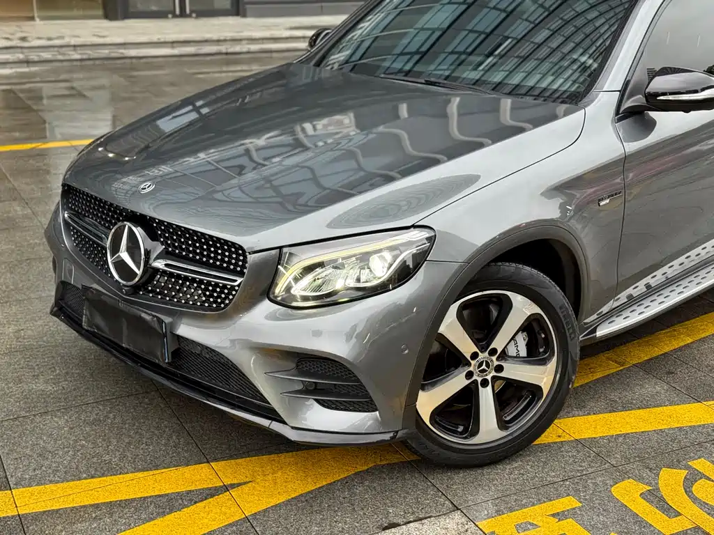 MERCEDES-BENZ GLC COUPE