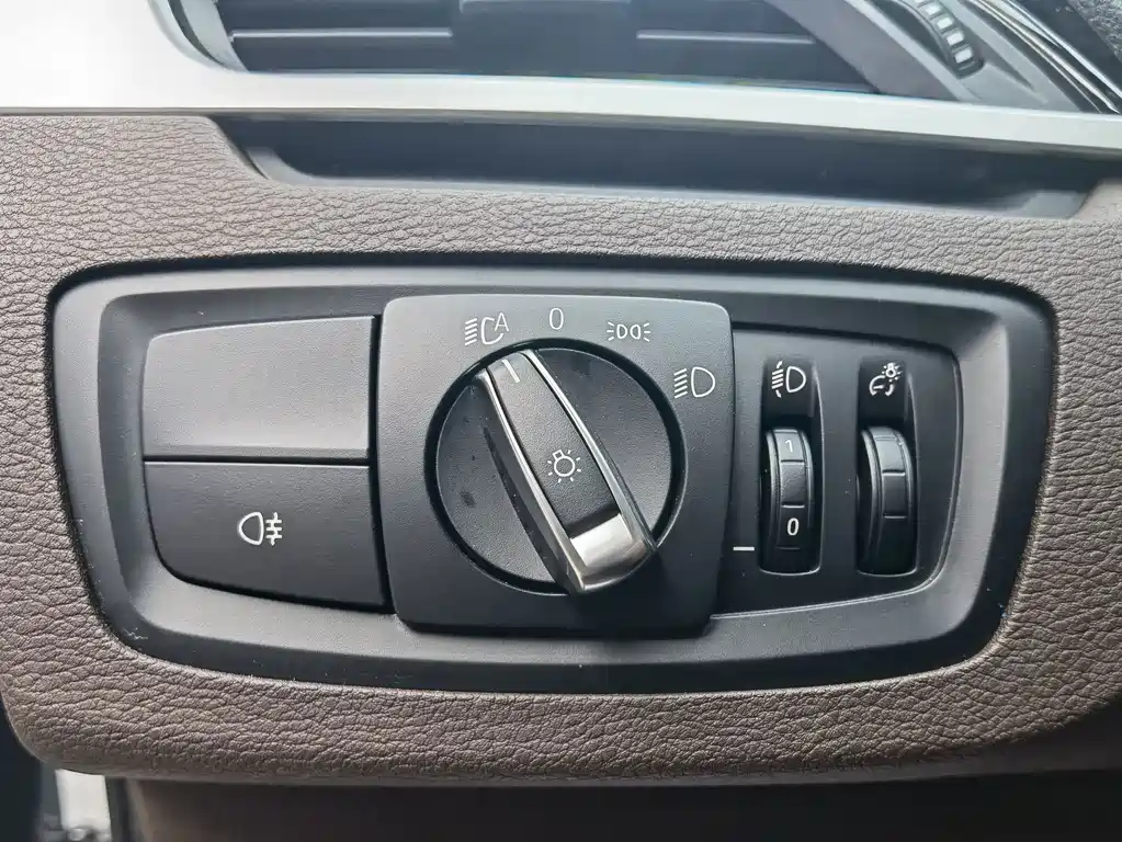 BMW X1 — миниатюра 14