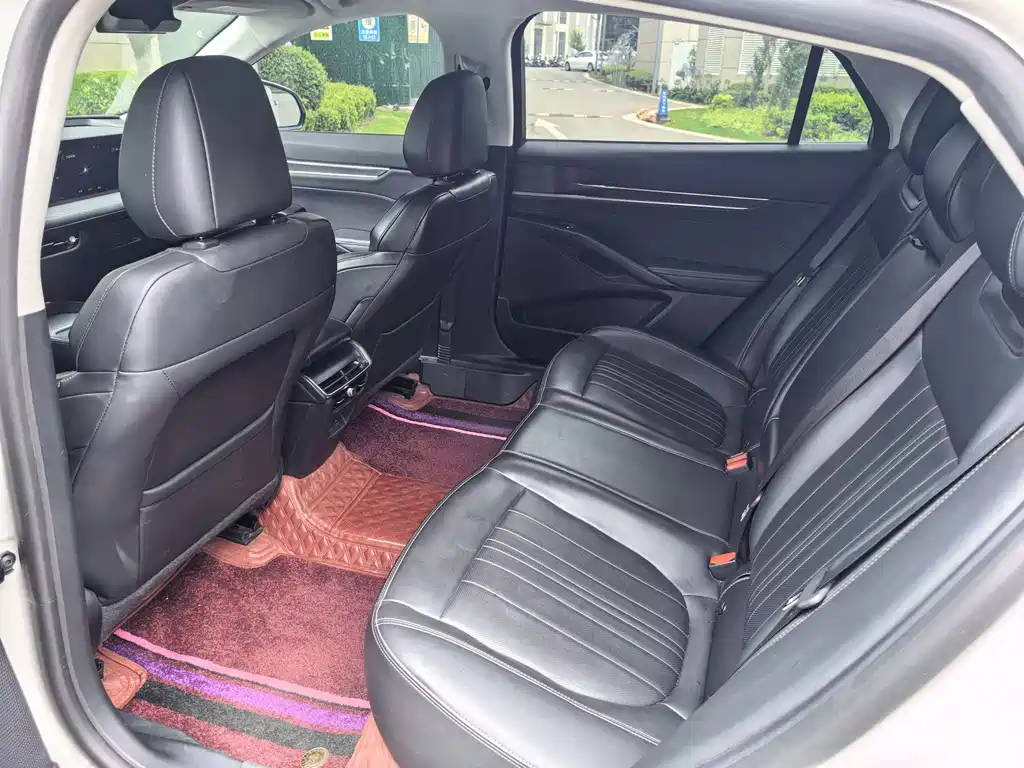 Ford Mondeo 2025 2.0T EcoBoost Luxury