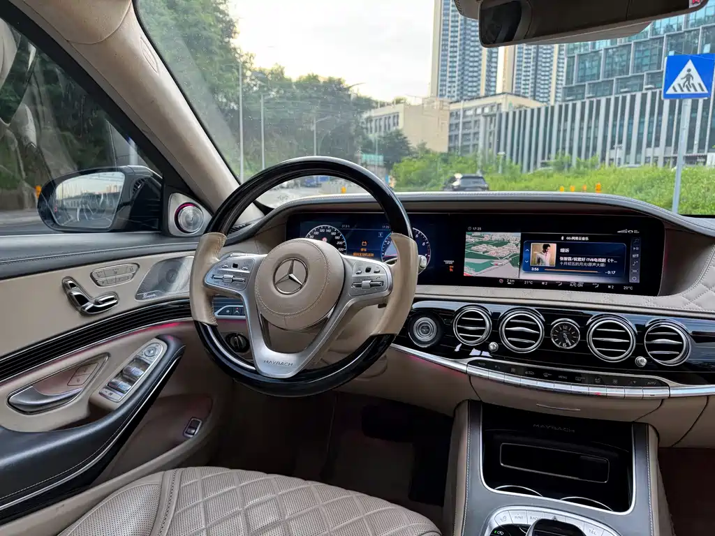 Mercedes-Benz S-Class — миниатюра 7