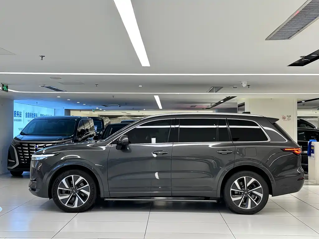 Li Auto Li ONE — миниатюра 4