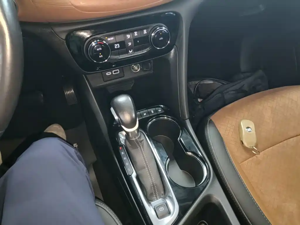 Buick Encore GX — миниатюра 14