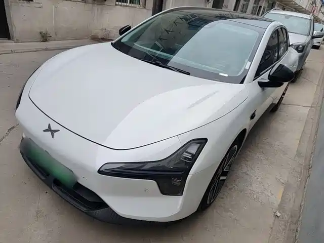 2025 Xpeng Mona M03