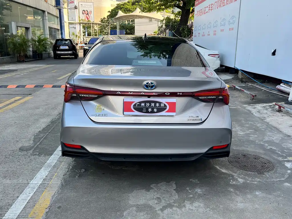 Toyota Avalon — миниатюра 7