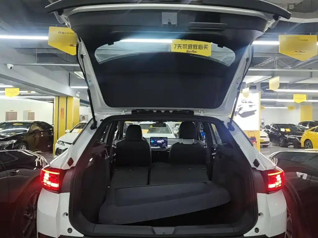 Volkswagen ID.4 Crozz — миниатюра 19