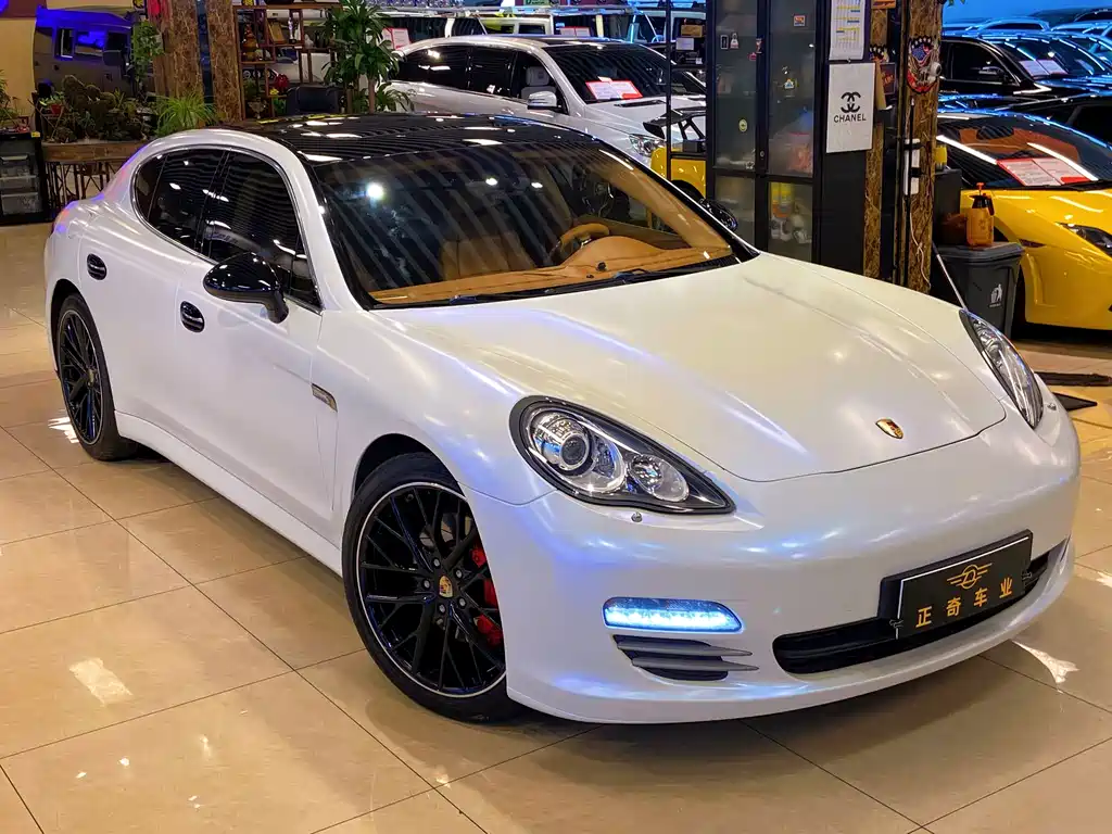 Porsche Panamera — миниатюра 4