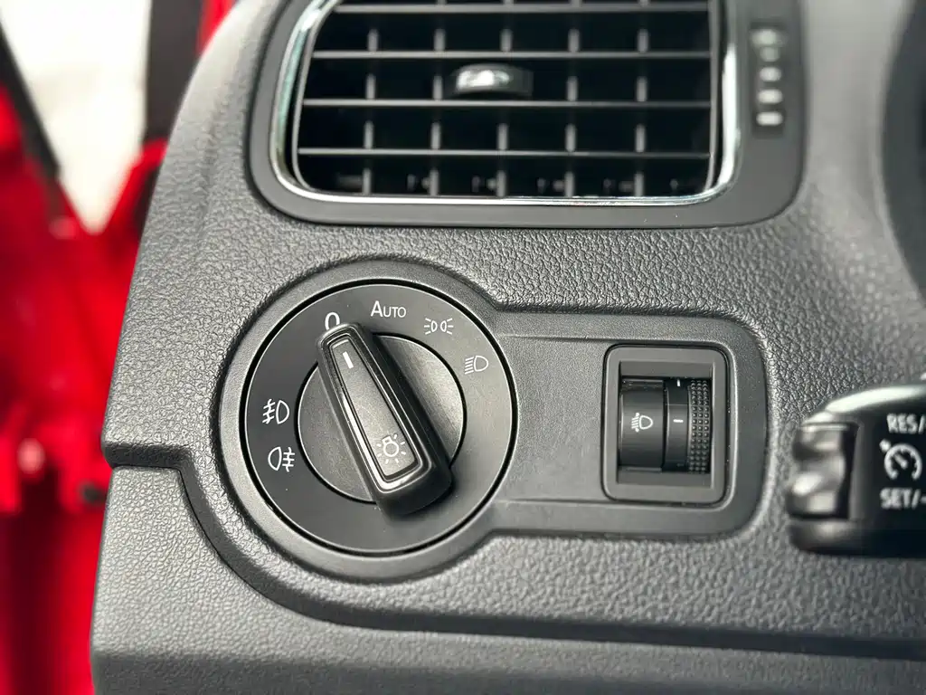 Volkswagen Polo — миниатюра 10