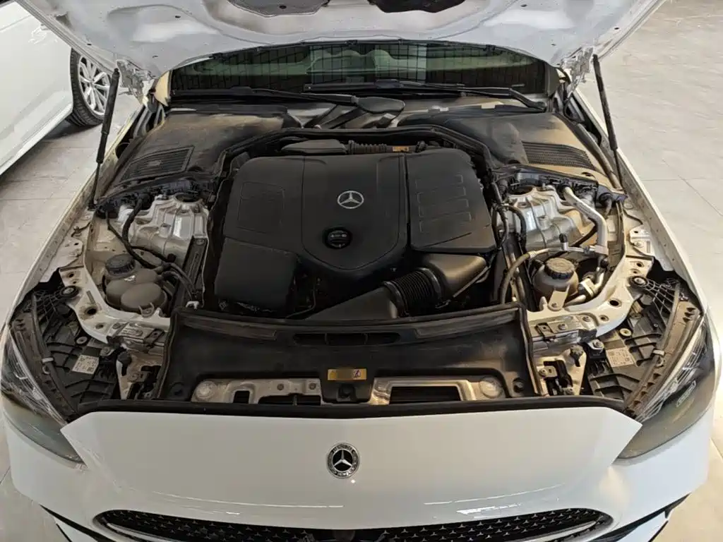 Mercedes-Benz C-Class 2023 — фото 19