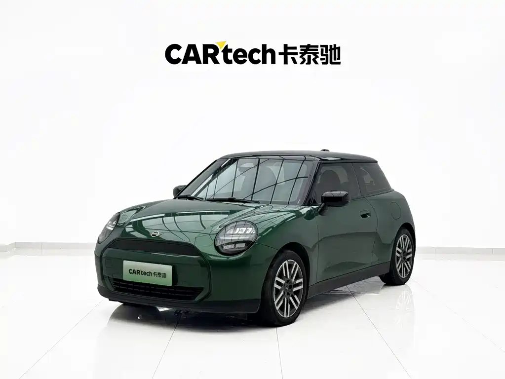 Mini COOPER 2024 456km COOPER E