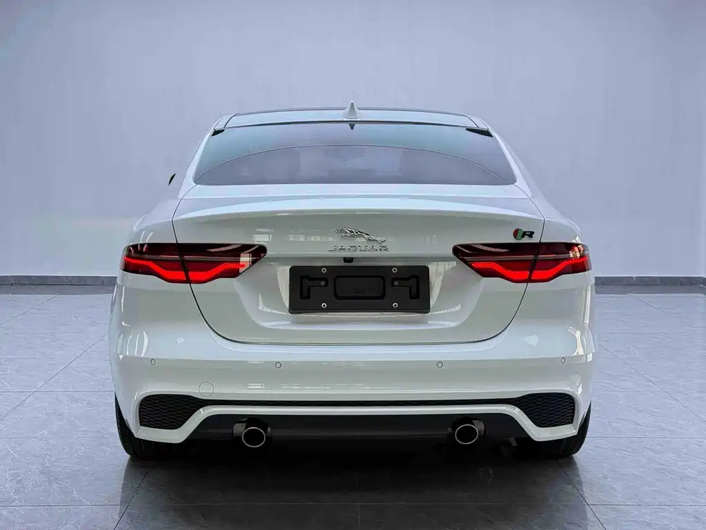 Jaguar XEL — миниатюра 14