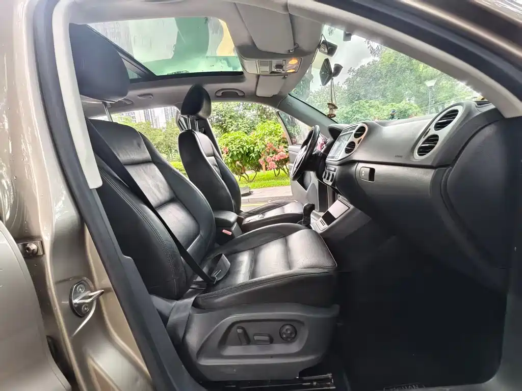 Volkswagen Tiguan 2013 1.8TSI AT Comfort