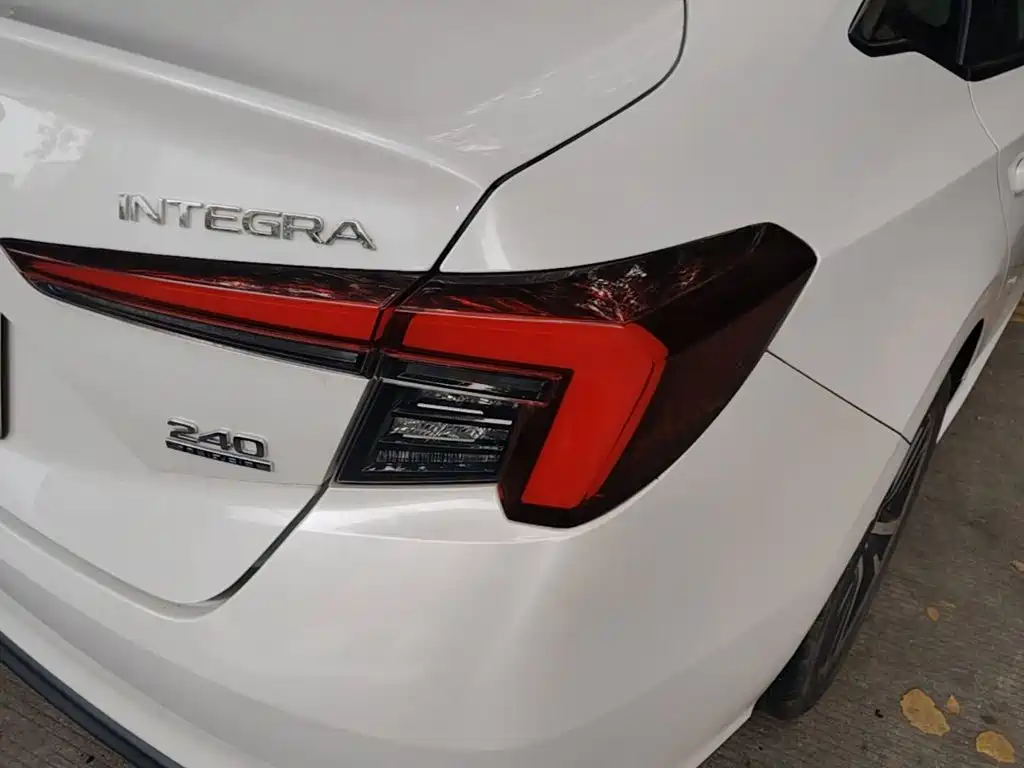 Honda Integra — миниатюра 8