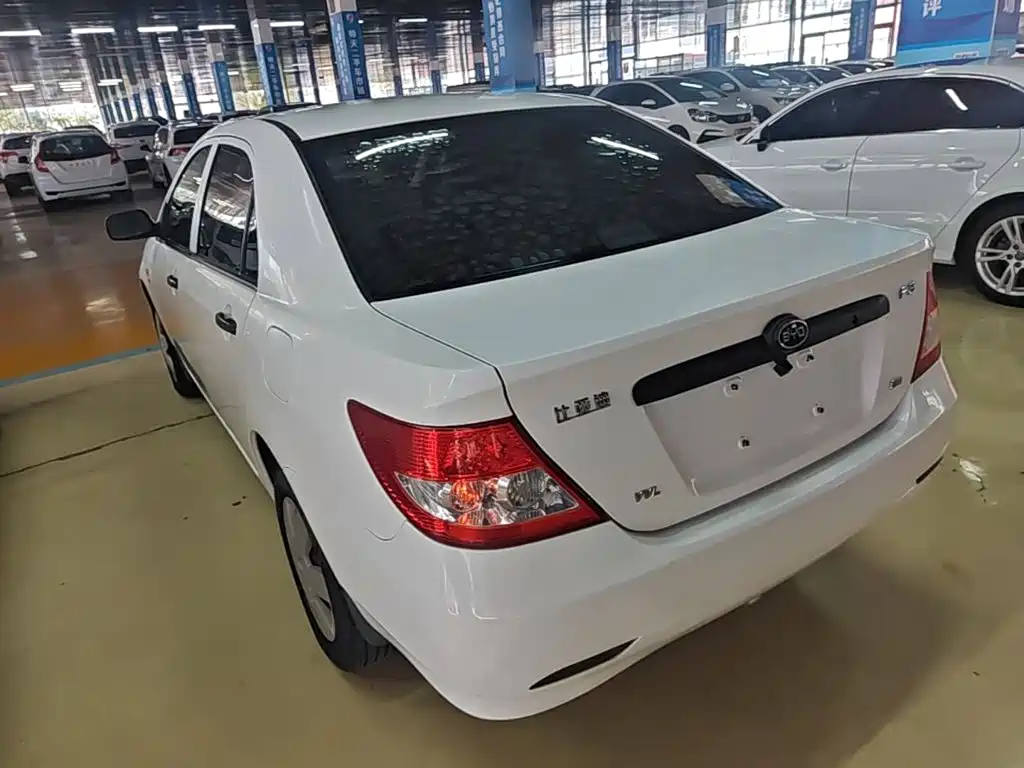 BYD F3 — миниатюра 5