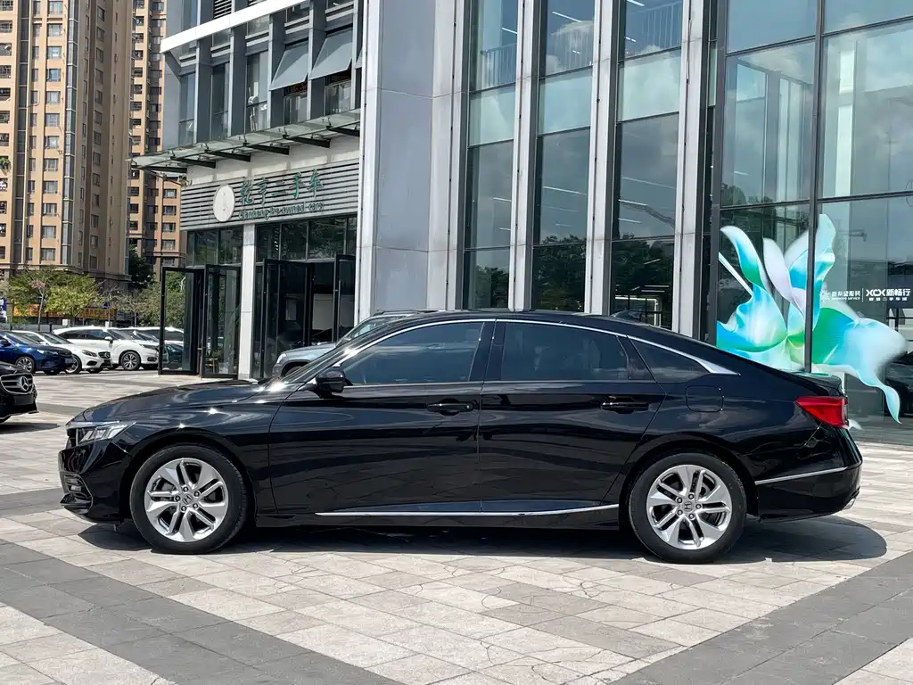 Honda Accord — миниатюра 3