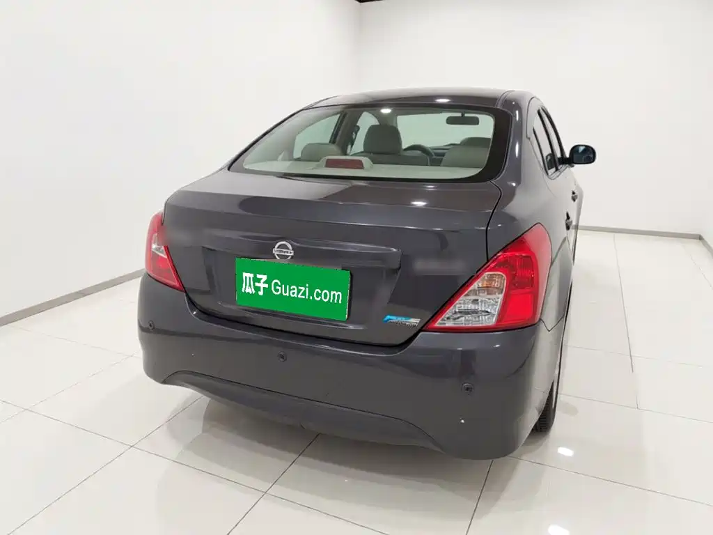 Nissan Sunny — миниатюра 3