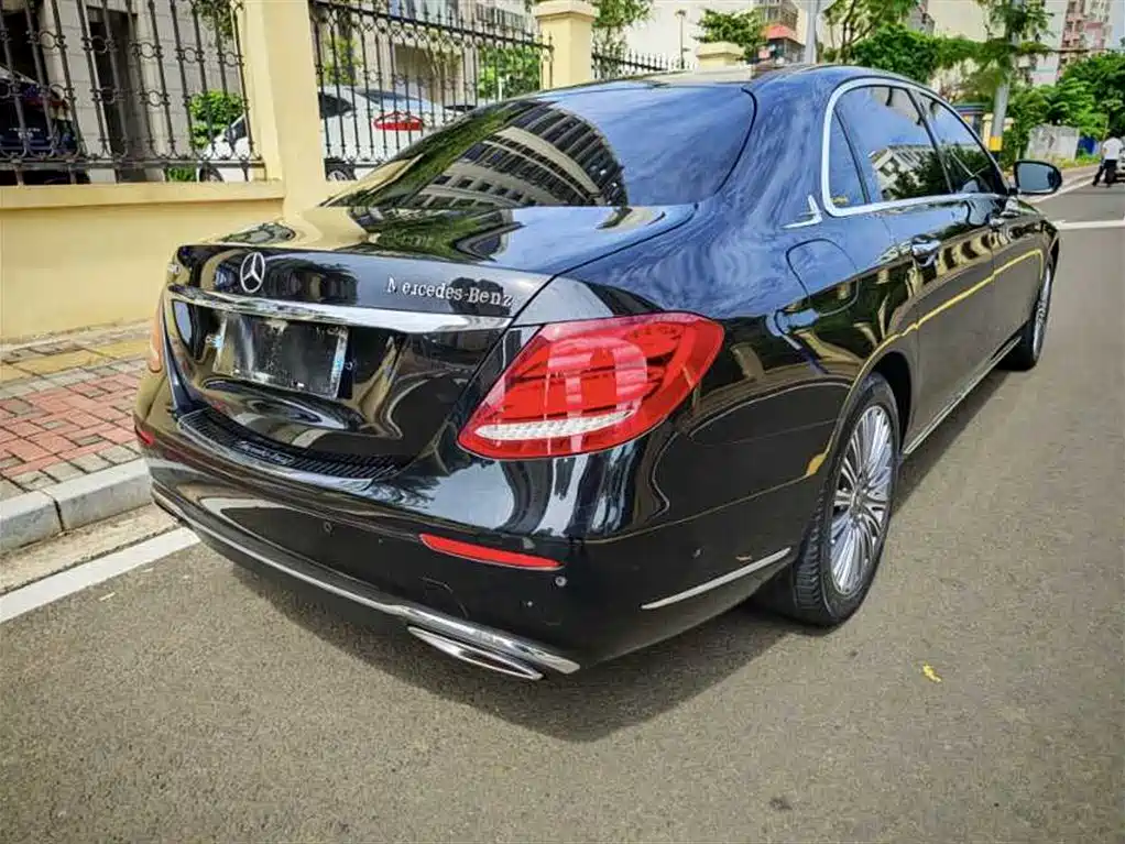 Mercedes-Benz E-Class E 2019 E 300 L Fashion