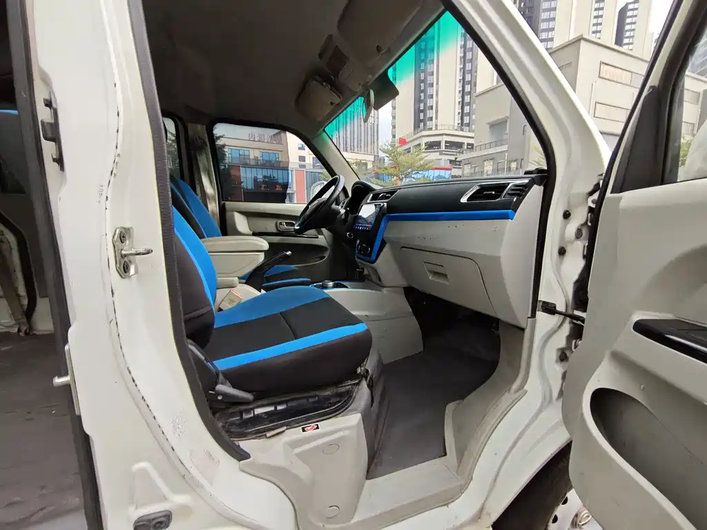 Jinbei Hiace EV — миниатюра 12