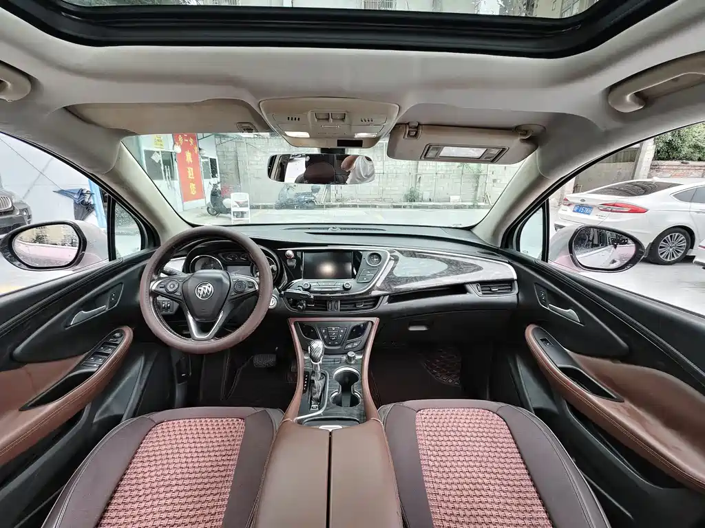 Buick Envision Plus — миниатюра 6