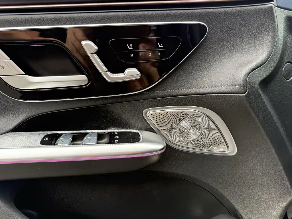 Mercedes-Benz EQE — миниатюра 11