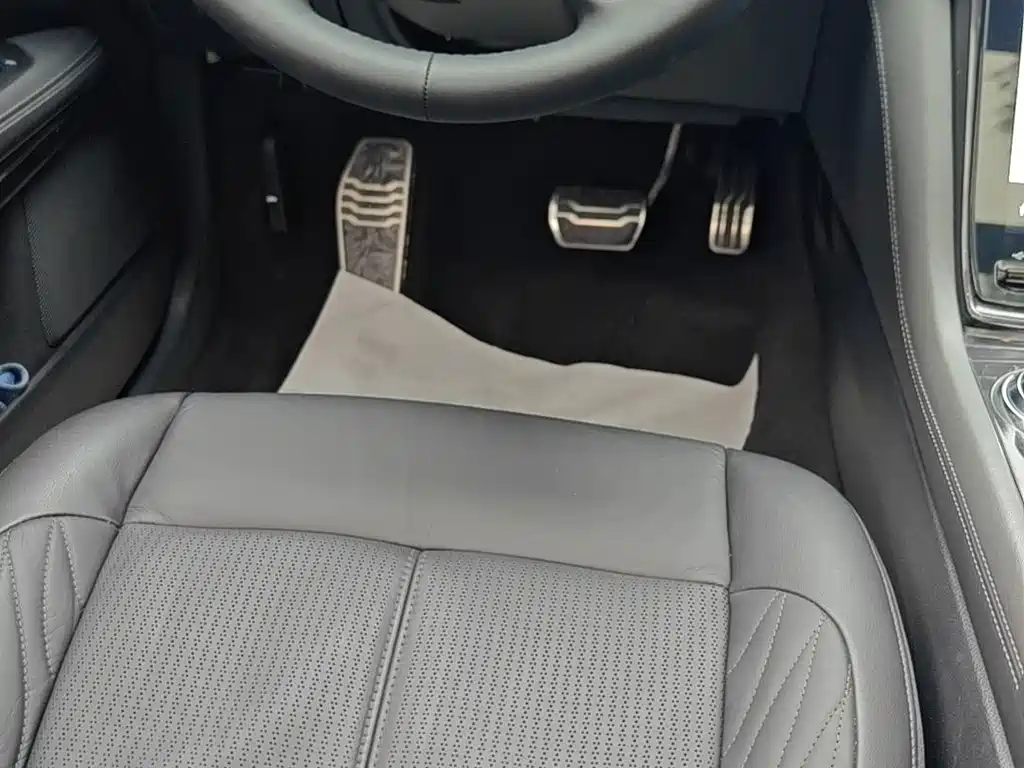 Ford Taurus — миниатюра 14