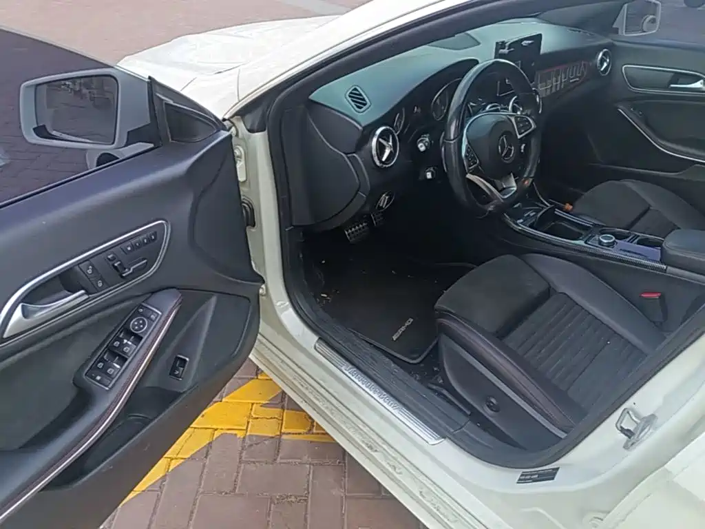Mercedes-Benz CLA (Import) — миниатюра 16
