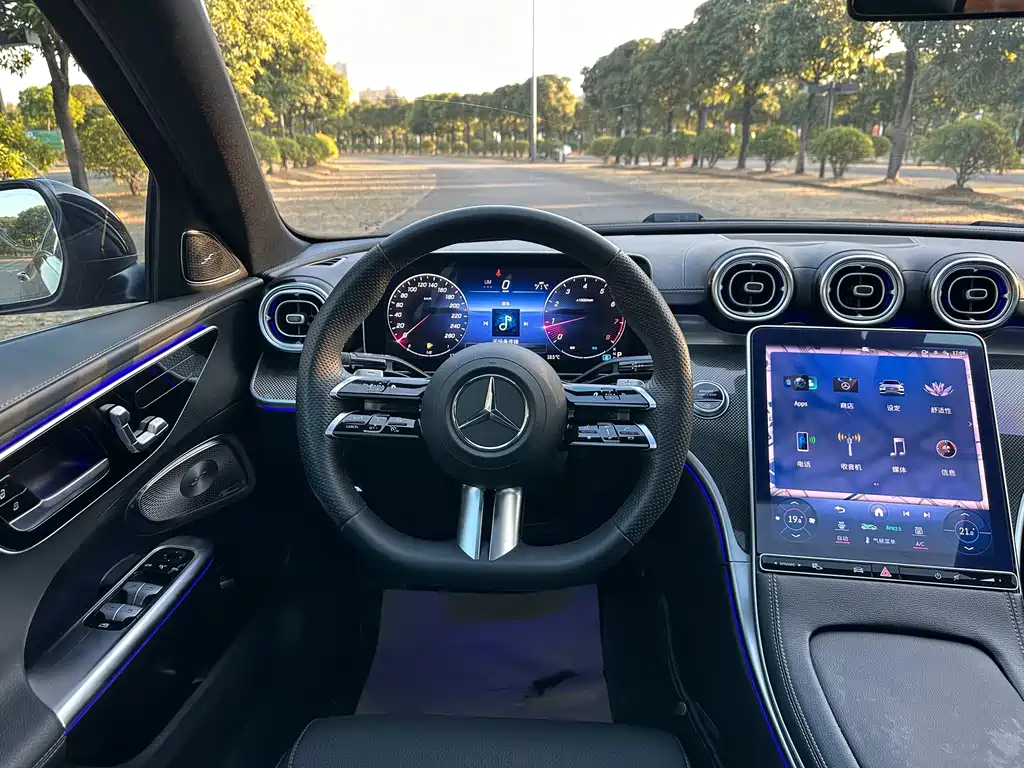 MERCEDES-BENZ C CLASS