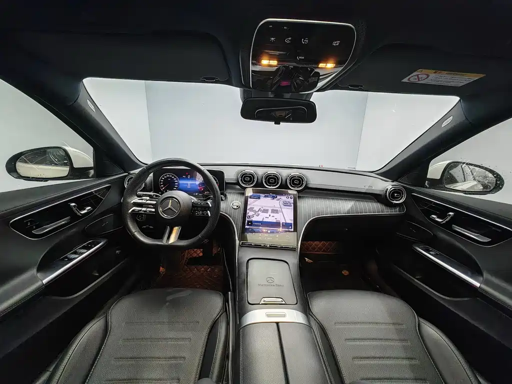 Mercedes-Benz C-Class — миниатюра 10
