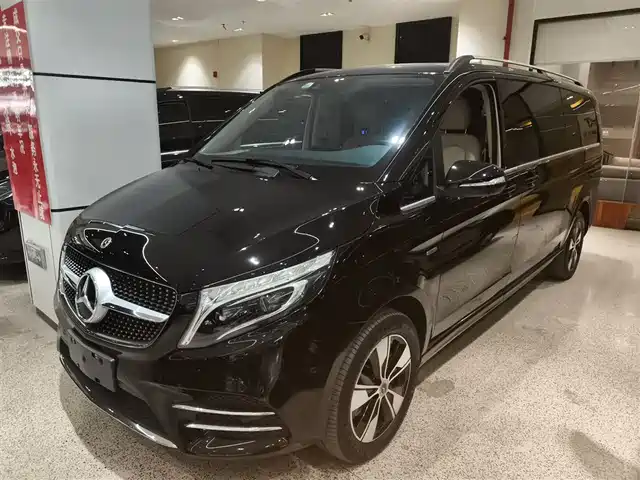 MERCEDES-BENZ V CLASS