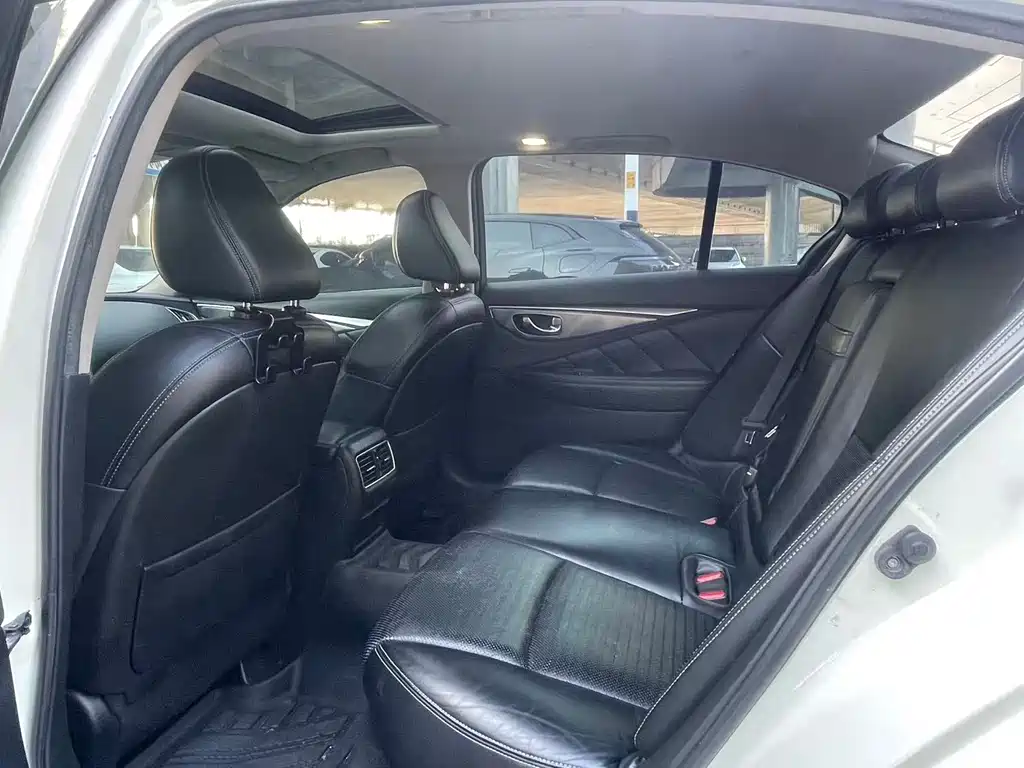 Infiniti Q50L — миниатюра 7