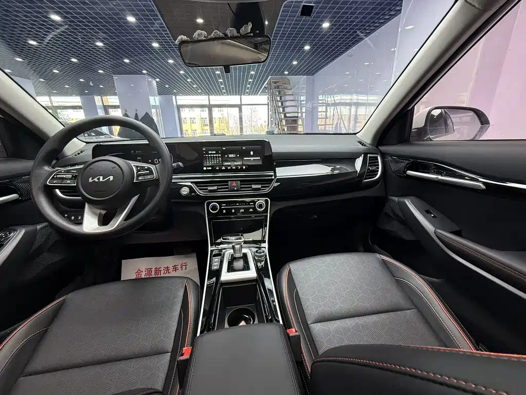 Kia Seltos — миниатюра 17
