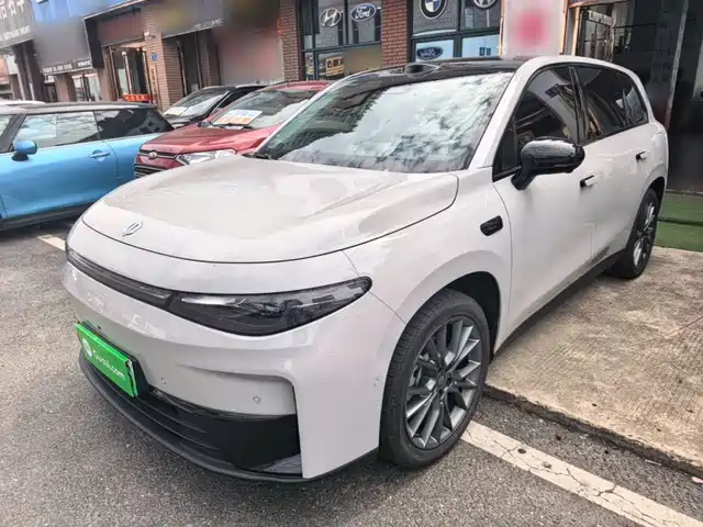 2025 Leapmotor C10